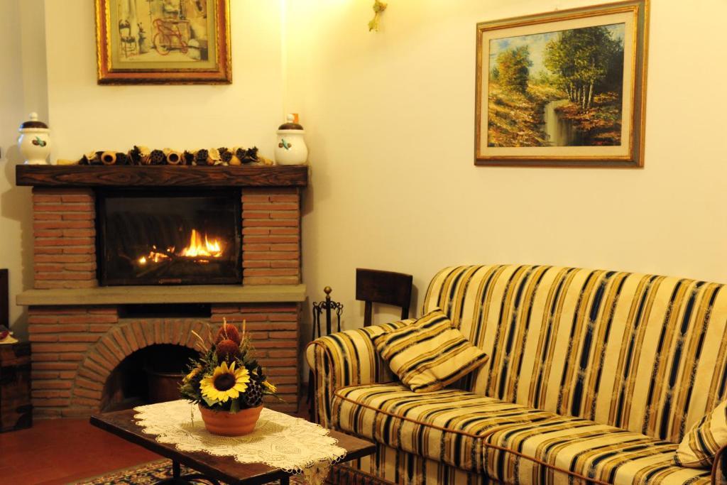 Agriturismo Il Sasso Anghiari Room photo